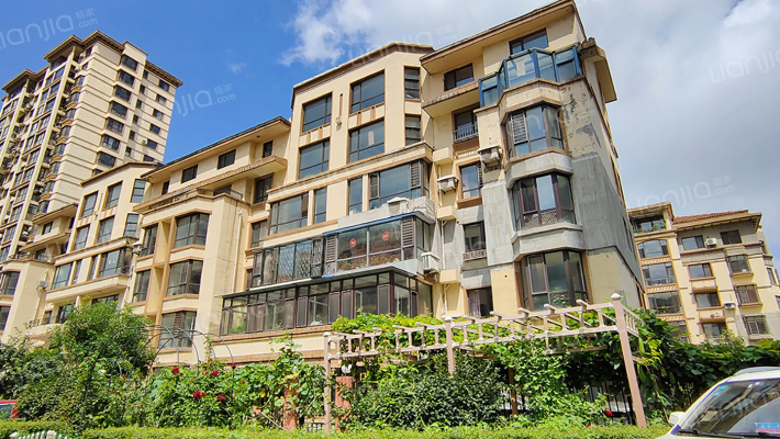 假日普罗旺斯北区外景图