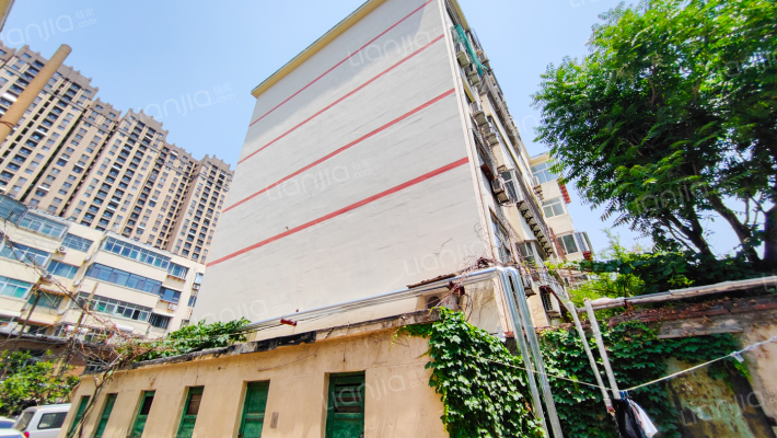 洪家楼西路90号外景图