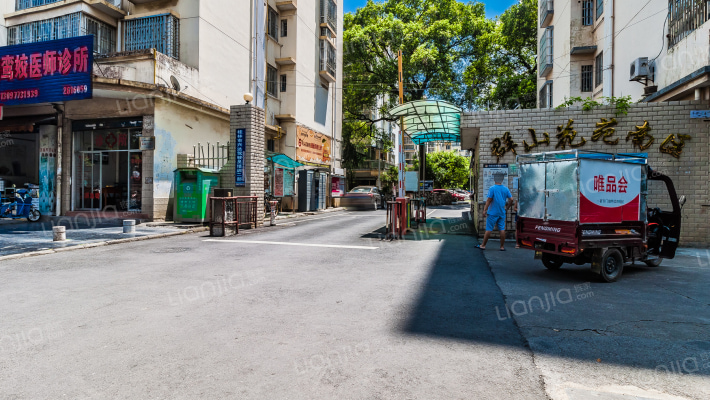 群山花苑南区外景图