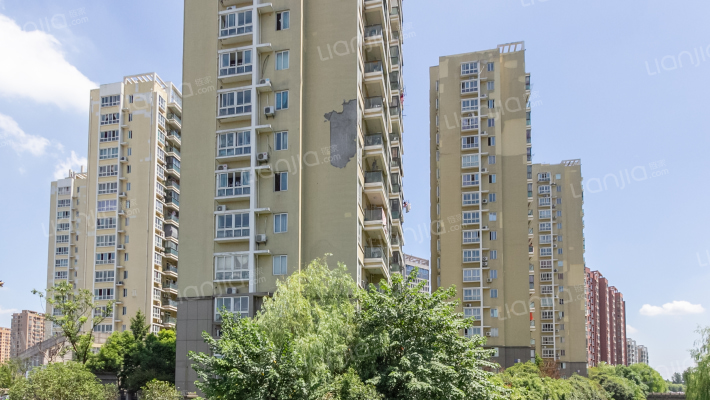 中泰华府外景图