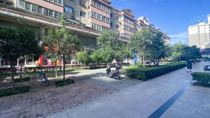 月亮公寓外景图