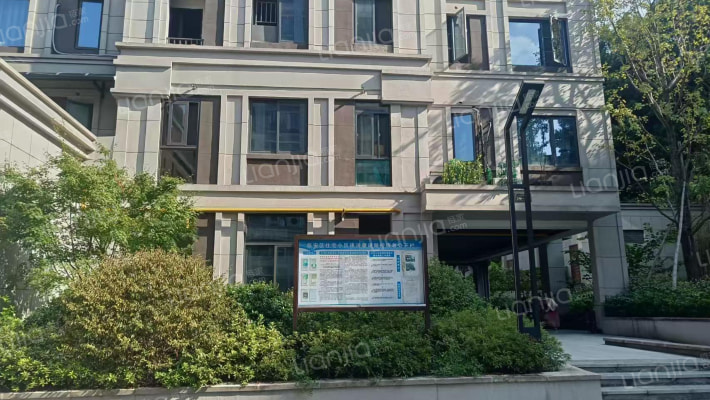 和煦锦庭外景图