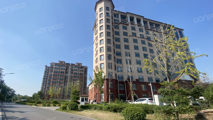 响河子社区虞河花园外景图