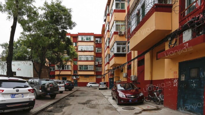 前进路1号院外景图