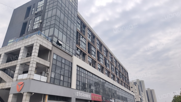 礼品城外景图
