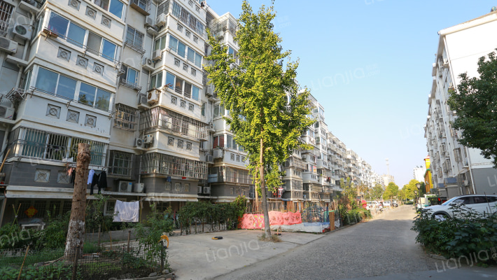 源缘小区外景图