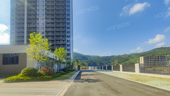 融创·翡翠海岸城外景图