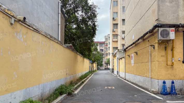 西园宾馆家属院外景图