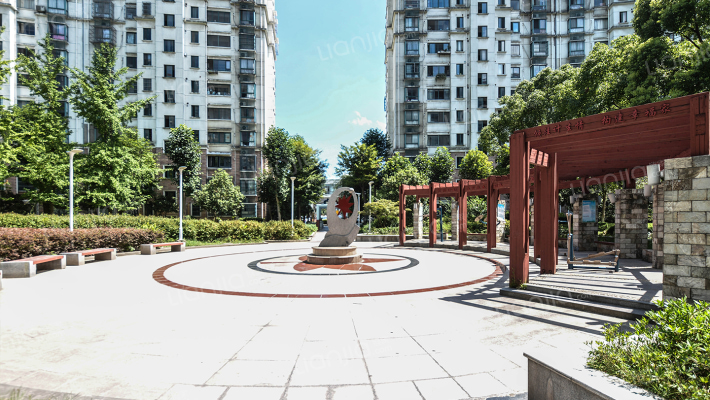 上海枫桦景苑二期房价怎么样枫桦景苑二期房源户型图小区车位交通地址