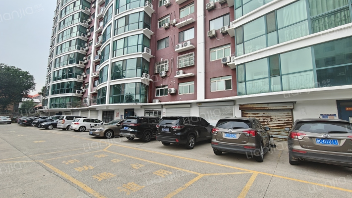 中银花园外景图