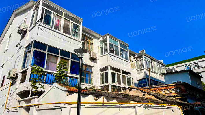 建行宿舍外景图