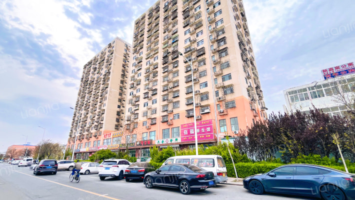 万达青年城外景图