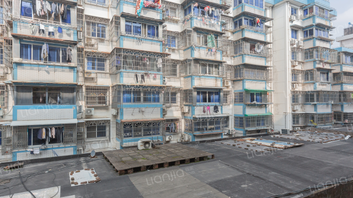 银河新村外景图