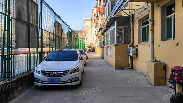 十二中家属楼外景图