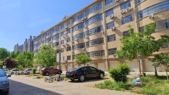 洛城党委家属院外景图