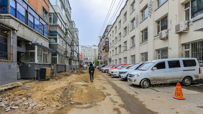 西一条街外景图