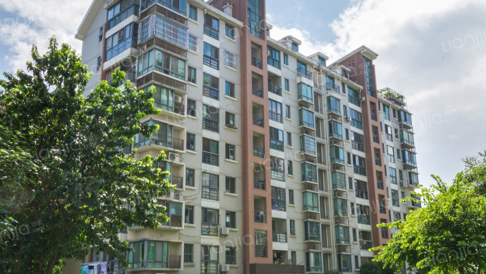 融侨江南水都杰座东区外景图