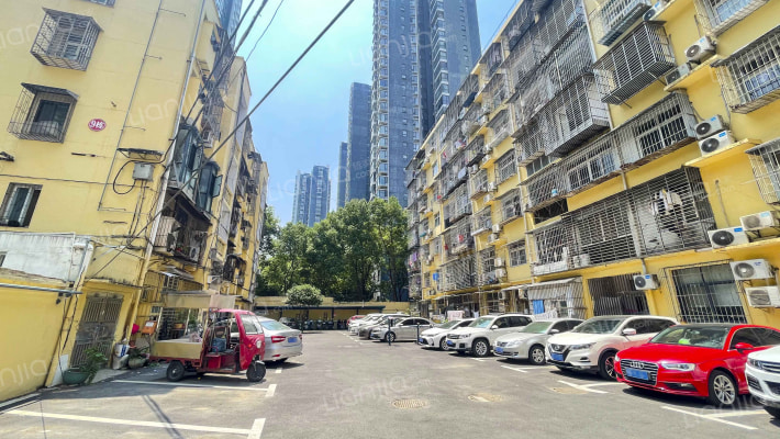 人民路5710号外景图