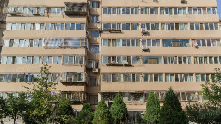 星苑小区外景图