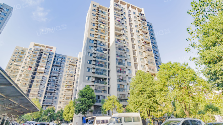 南国都市外景图