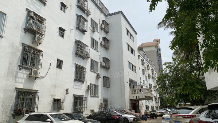 颐和美景温泉花园外景图