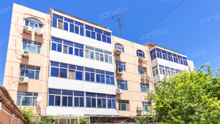 人保宿舍外景图