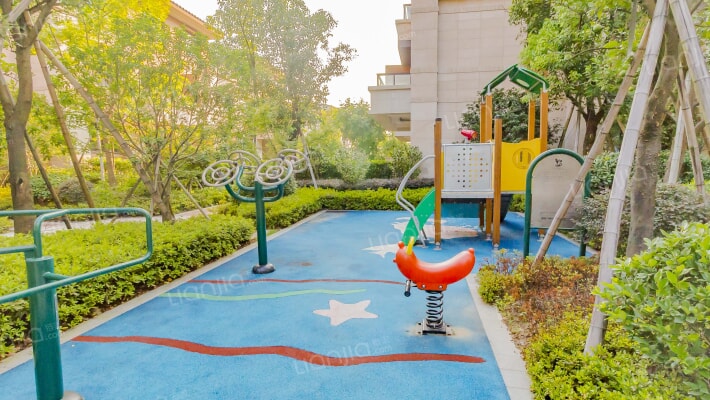 维拉小镇悦山湖东区外景图