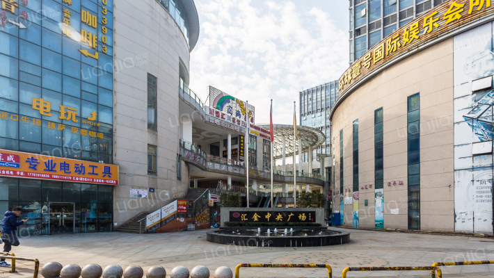 汇金中央广场外景图