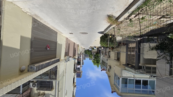 船舶厂宿舍外景图