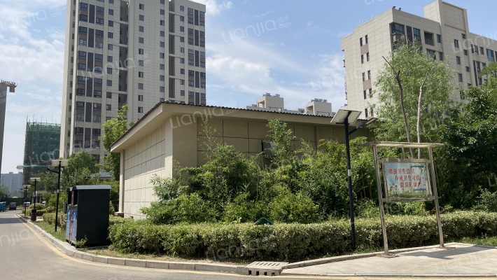 天润新苑小区外景图