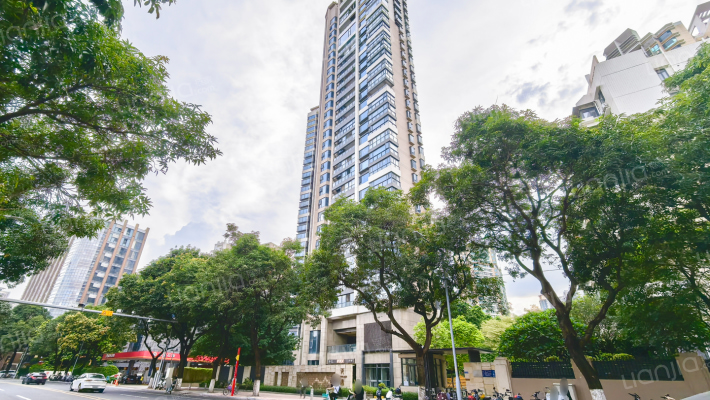 新世界天逸外景图