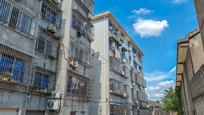 南门外路建设商品房外景图