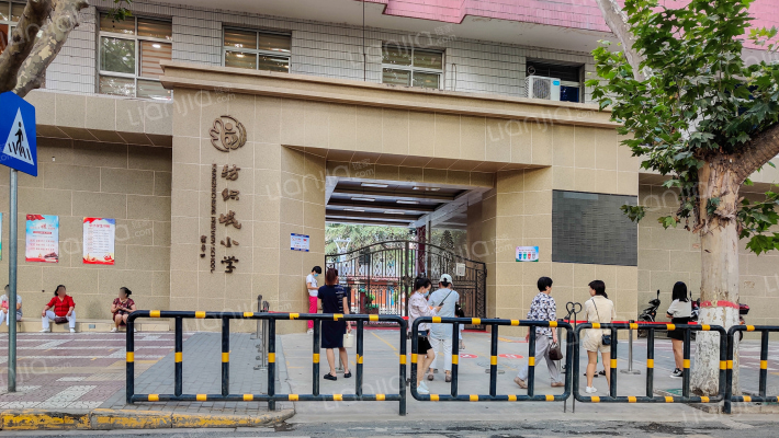 检察院小区外景图