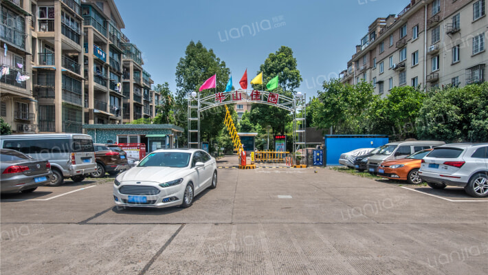 半山佳园外景图