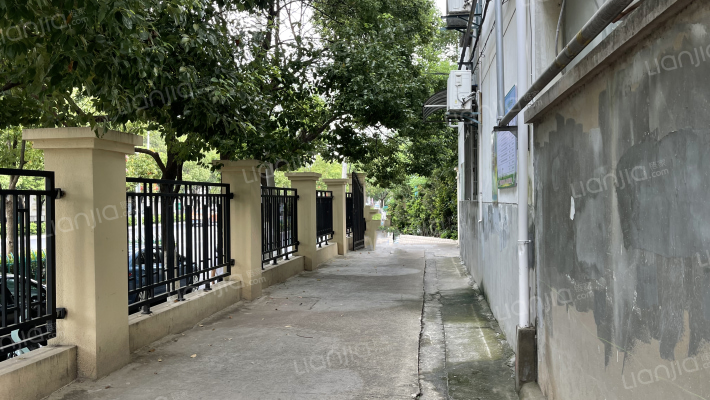 中医院宿舍外景图