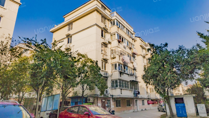 阳光花园外景图