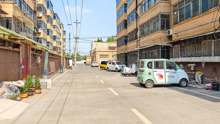 新立里小区外景图