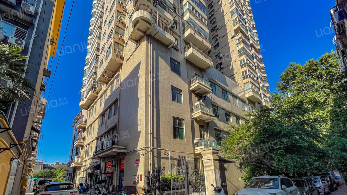 陕建金牛集团金牛锅炉大厦外景图