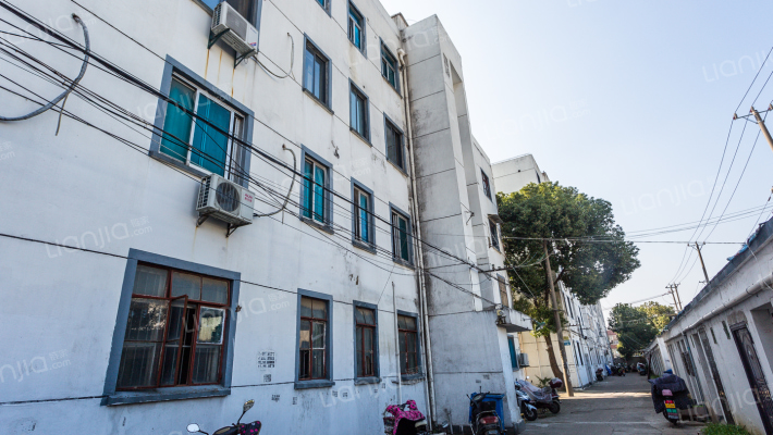 越城新村外景图