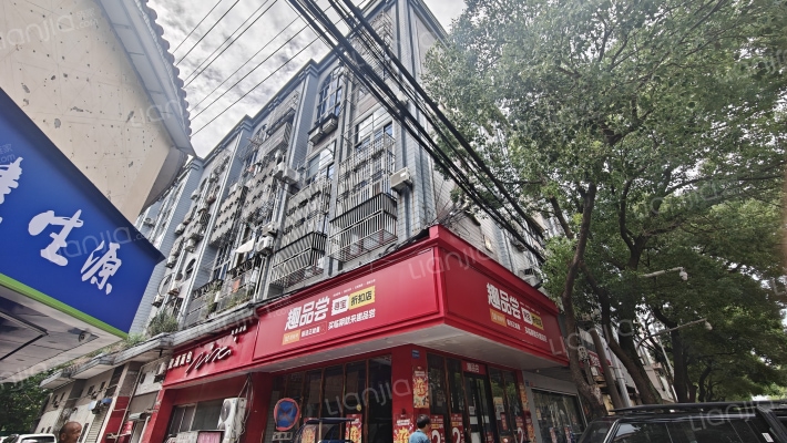 目澜大厦外景图
