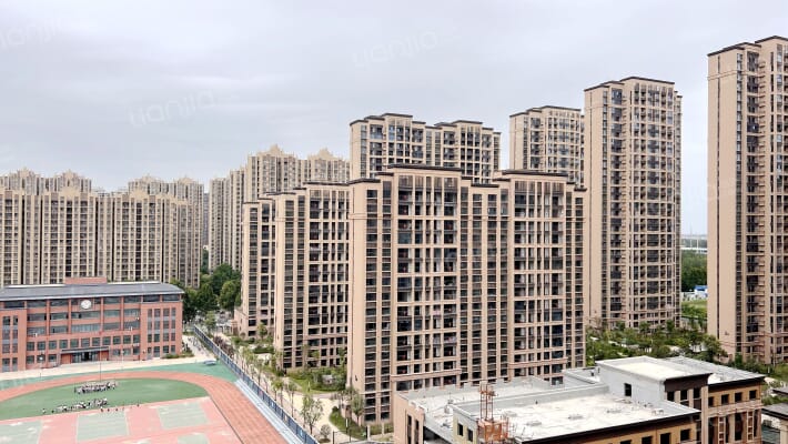 东站前府一期南苑外景图