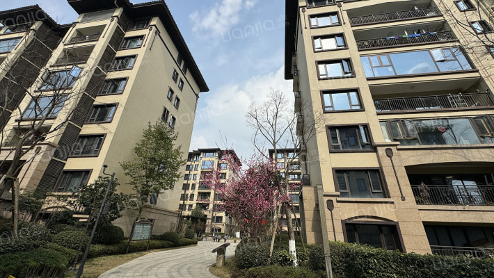 龙光玖龙府一期外景图