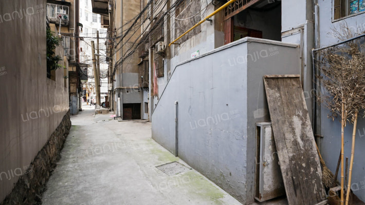 建设街99号外景图