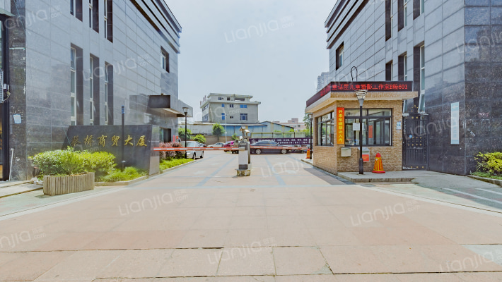 蔡桥商贸大厦外景图