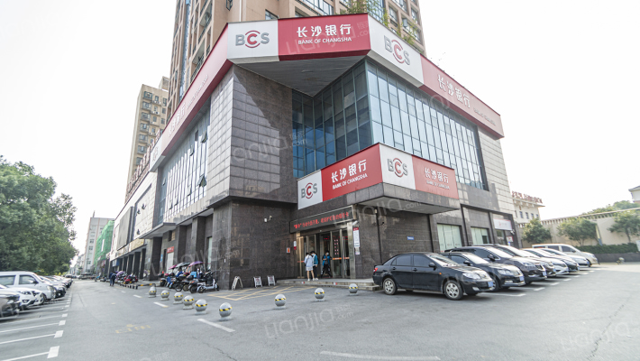 湘峰广场外景图