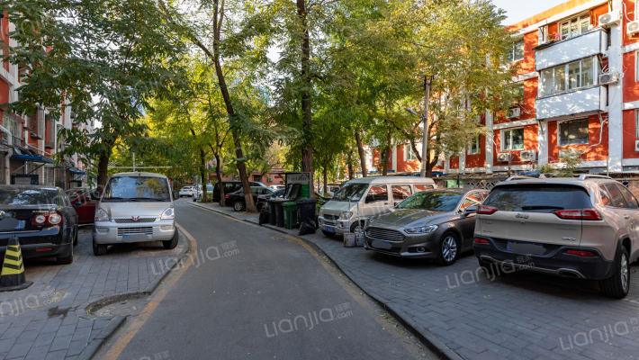 呼家楼南里外景图