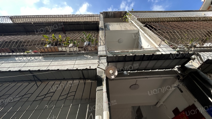 大良单家文秀居委会外景图