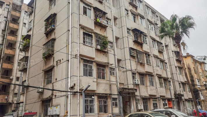 南宁面粉厂宿舍外景图