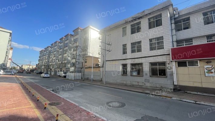 西油坊地税楼外景图