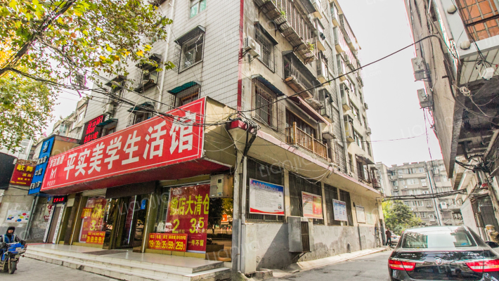 银潮小区外景图